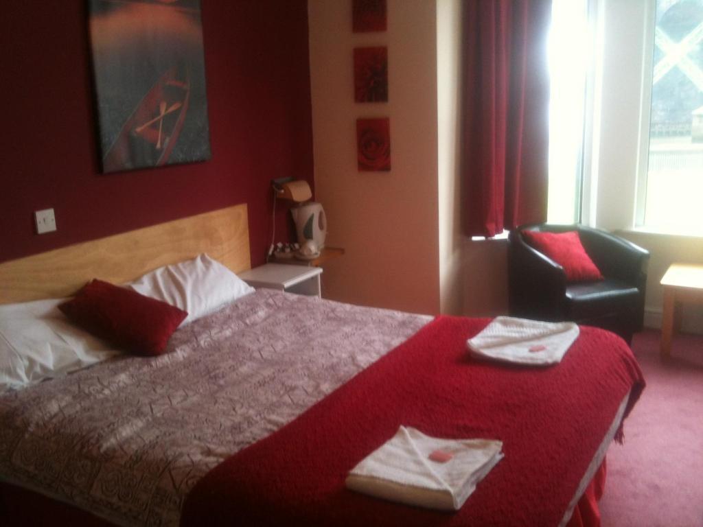 Mersey Hotel Widnes Room photo